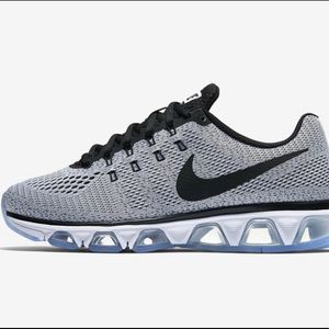 Nike Tailwind 8 women’s size 11